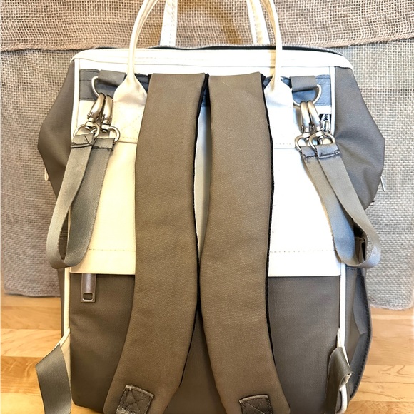 Sleepy Panda - Lizzie Canvas Diaper Bag - Backpack - Picture 2 of 9